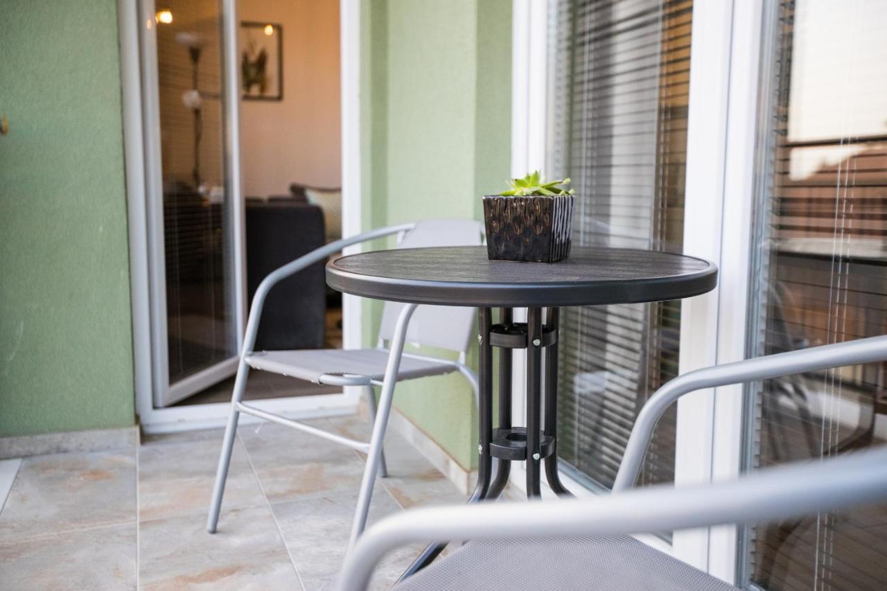 Blue Eye Ohrid Apartment Экстерьер фото